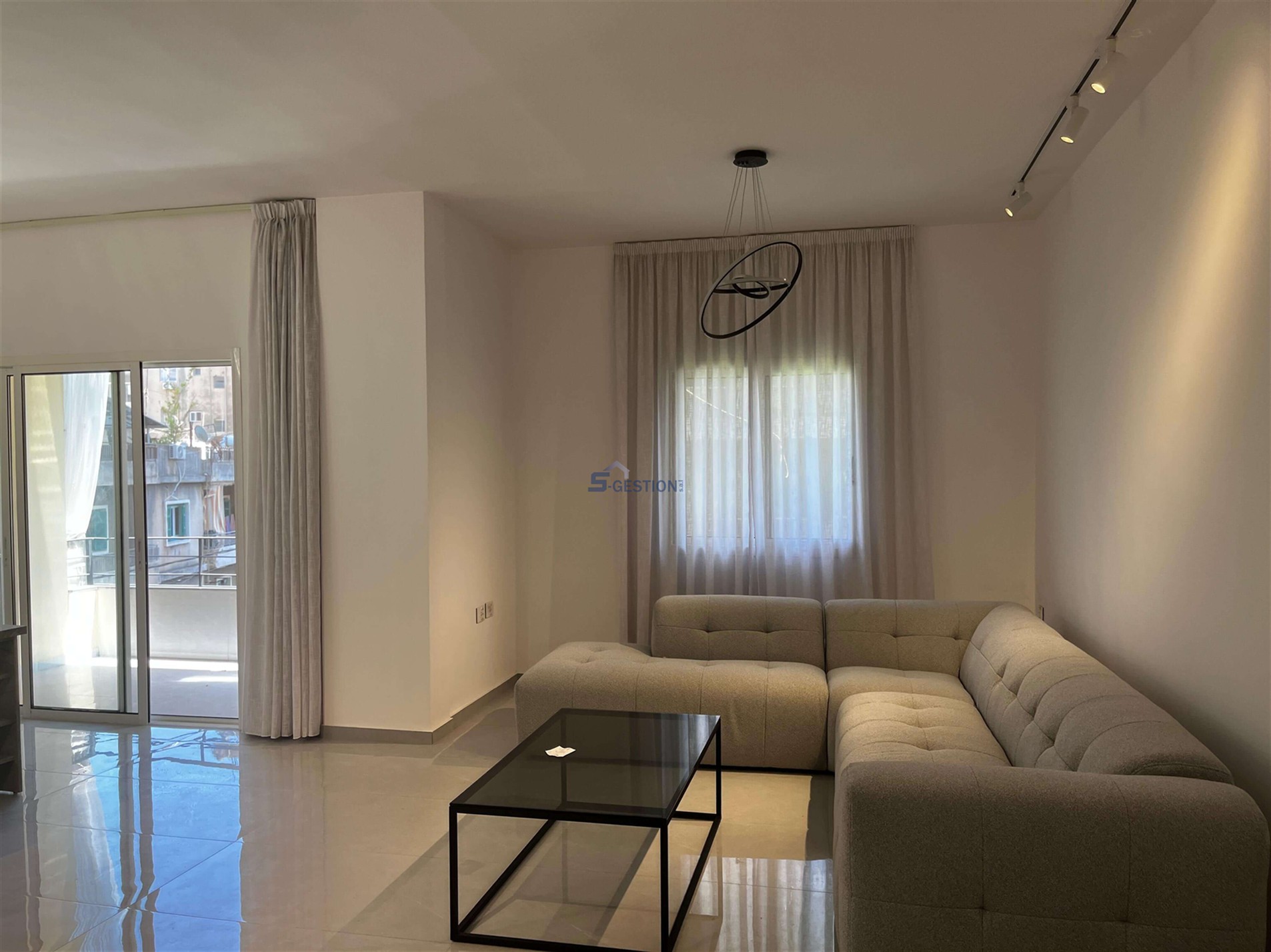 Apartment For Rent