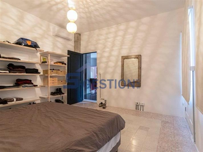 Appartement à Louer à Court Terme