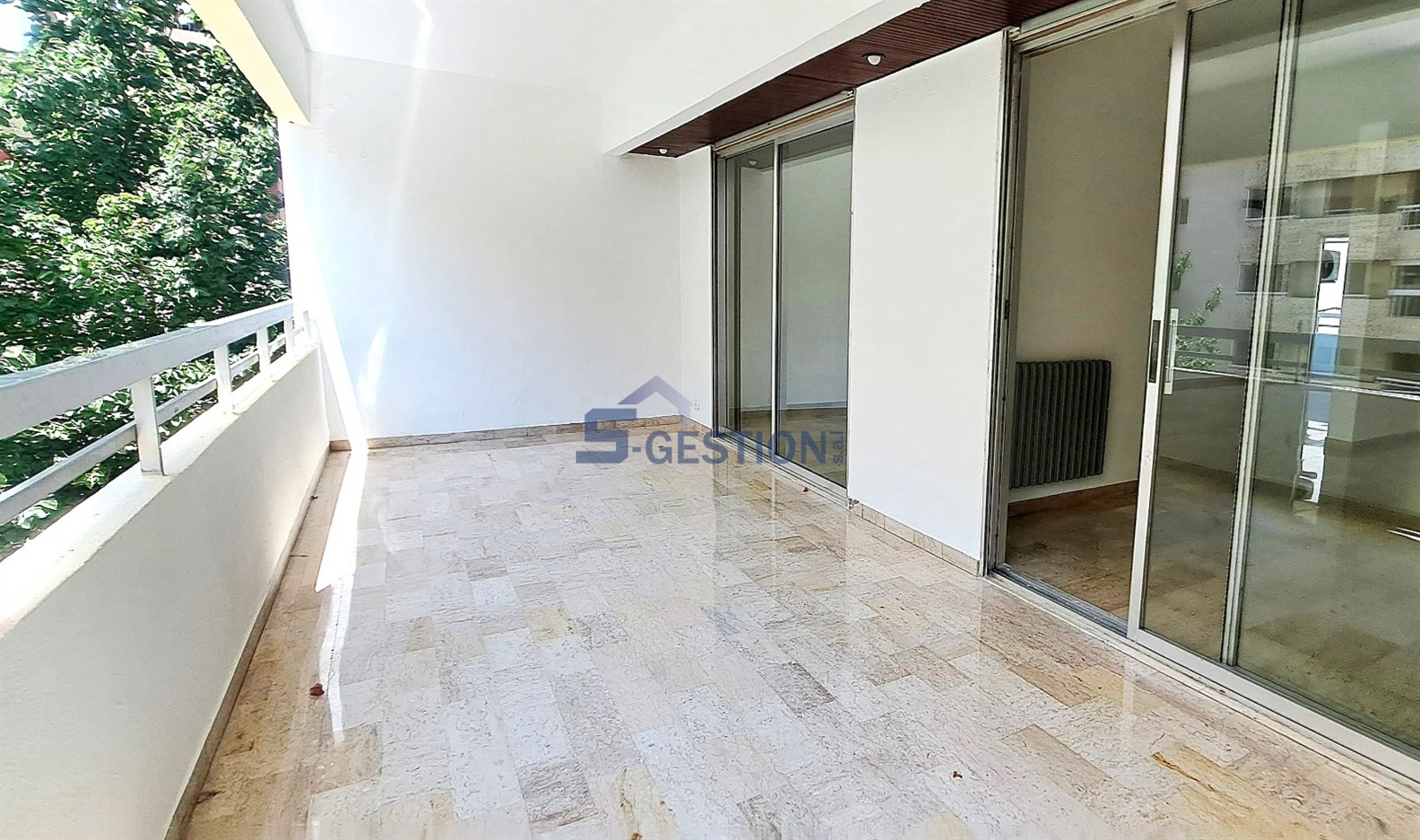 Apartment For Rent