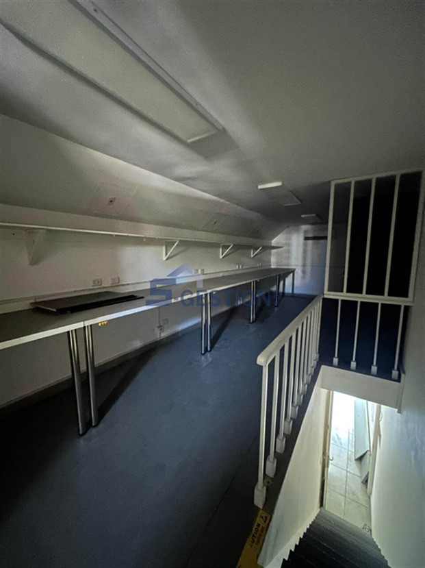 Shop Commercial Premises For Rent