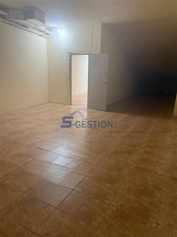 Dépot à Vendre