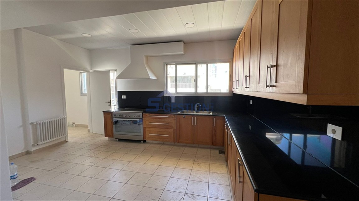 Apartment For Rent