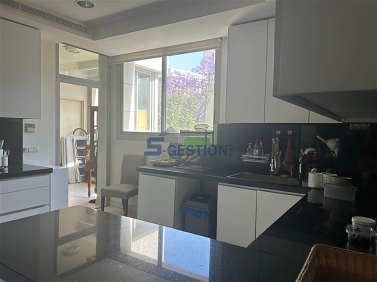 Apartment For Rent Furnished