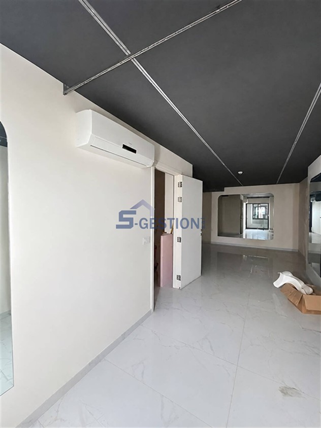 Shop Commercial Premises For Rent