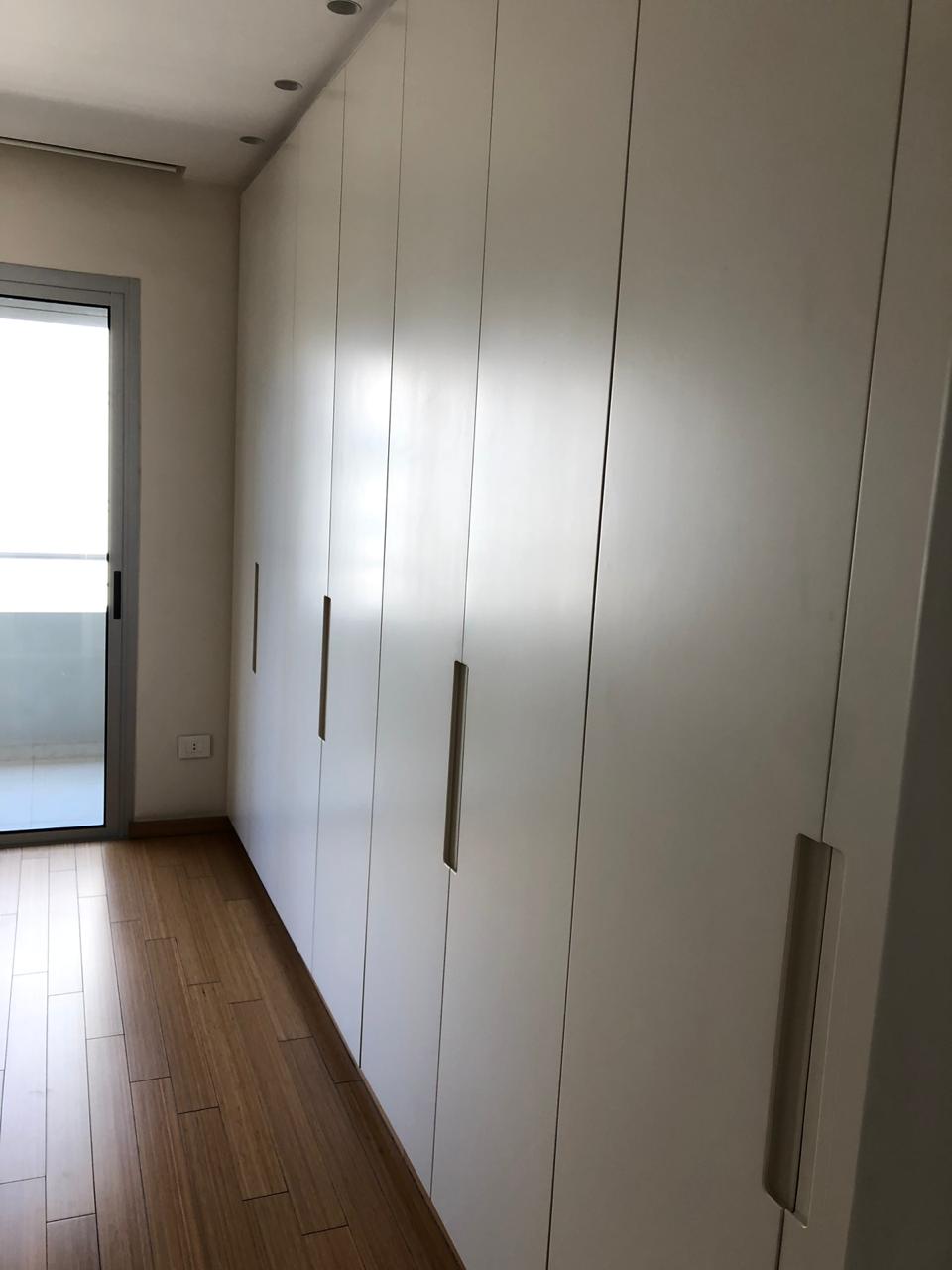 Appartement à V Sold external