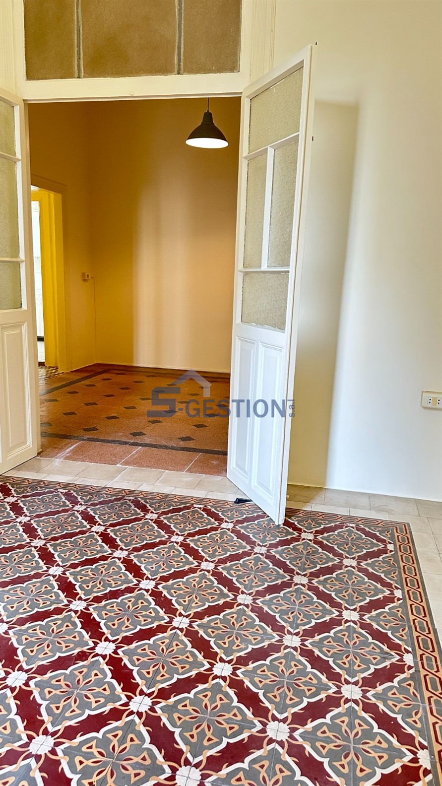 Apartment For Rent