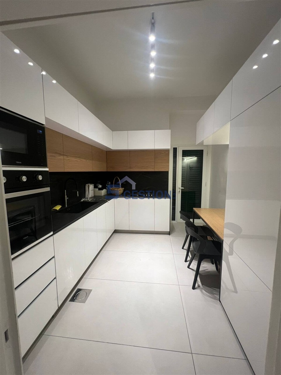 Apartment For Rent Furnished