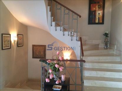 Villa   Individual House For Sale