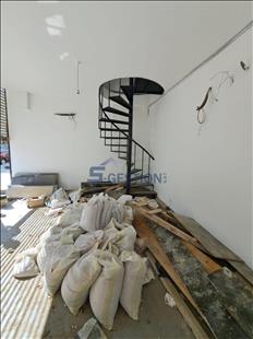 Shop Commercial Premises For V Re...